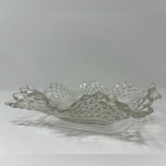 Vintage Indiana Glass Diamond Point Ruffle Edge Square Nut Candy Trinket Dish - Picture 2 of 8